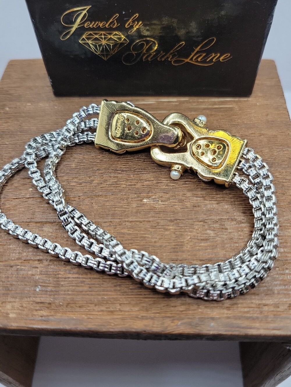 Vintage Park Lane Two-Tone Multi-Strand Chain Bracelet with Magnet Clasp 7 In. - Picture 4 of 6